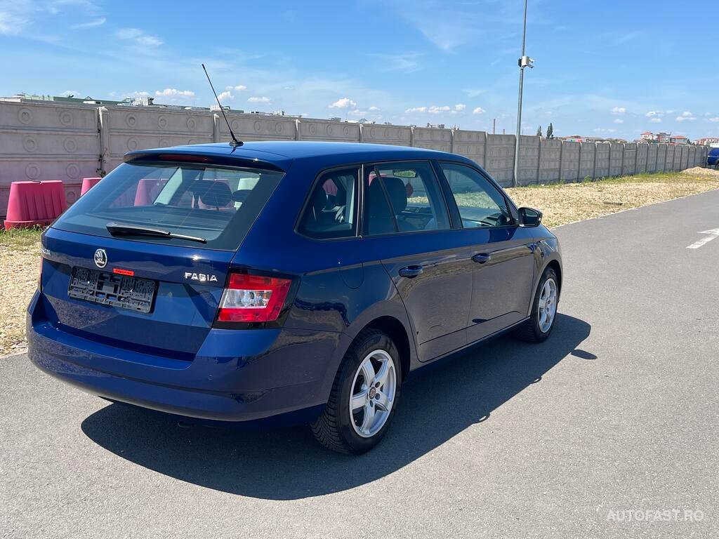 Skoda Fabia 1.4 - 8